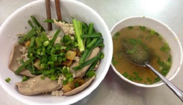 10 địa điểm ăn uống nổi tiếng ở Sài Gòn bạn không nên bỏ qua