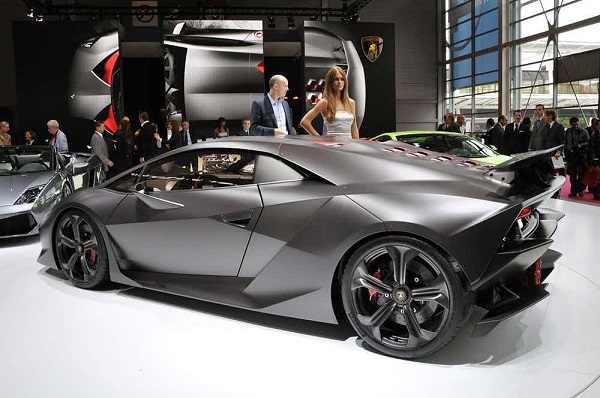 10 siêu xe Lamborghini có giá bán đắt nhất hiện nay