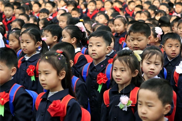 Đất nước Triều Tiên đã tổ chức ngày lễ khai giảng như thế nào? 