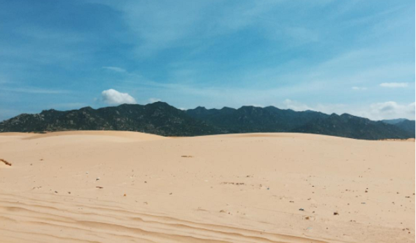 Du lịch sa mạc hoang sơ ngay tại Việt Nam