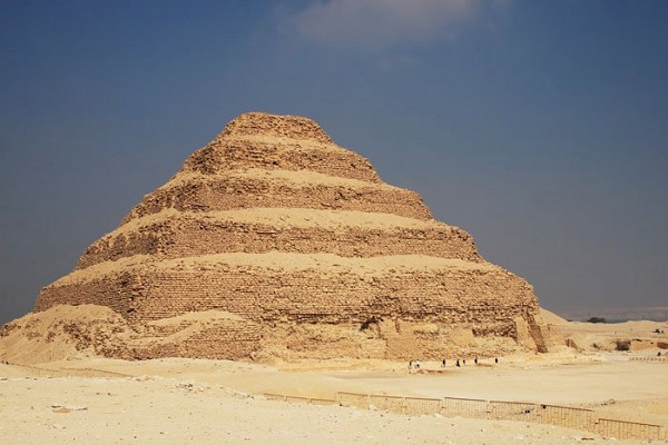Hiểu thêm về kim tự tháp lâu đời nhất ở Ai Cập