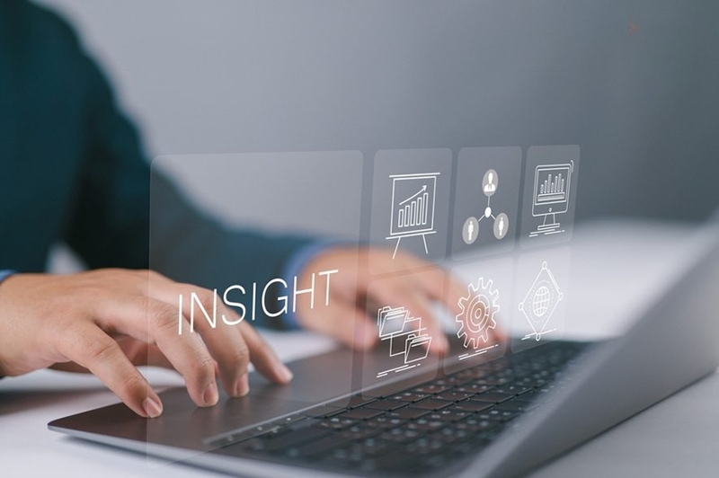 Insight là gì? Cách tìm kiếm insight khách hàng và ví dụ thực tế